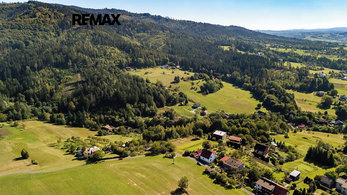 Prodej stavebního pozemku 1641 m²